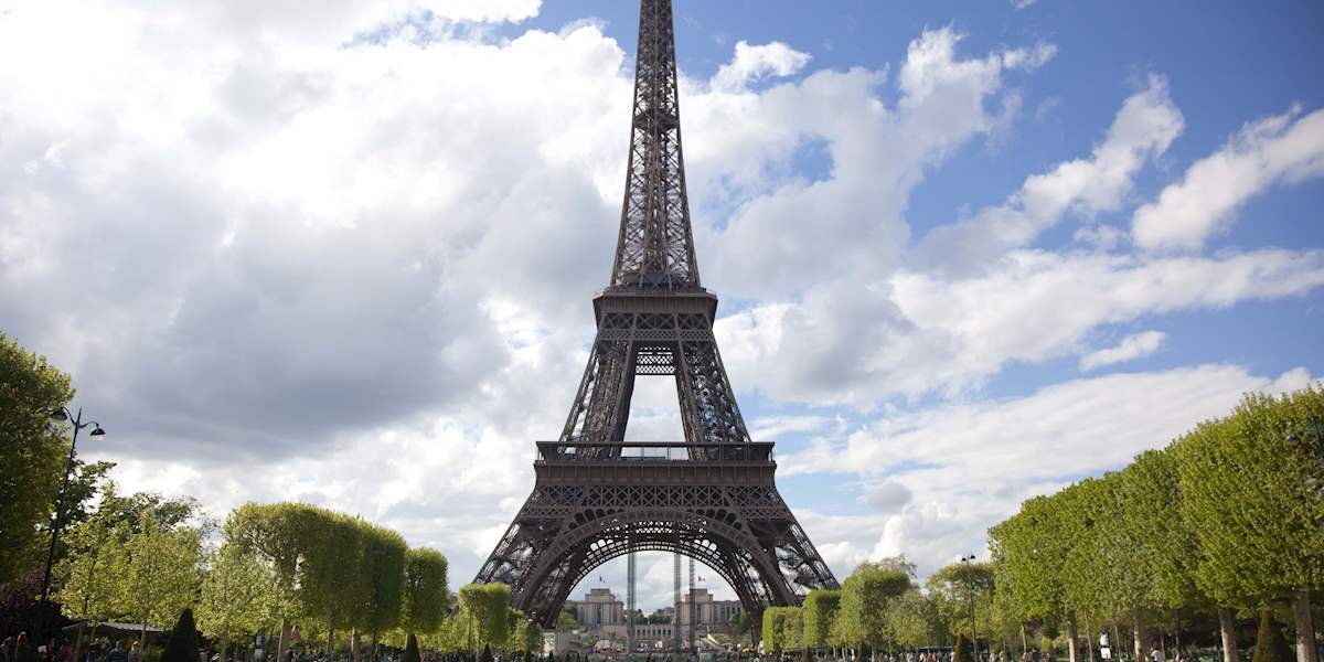 Skip The Line Eiffel Tower Tour By Night Skip The Line Eiffel Tower Tour By Night