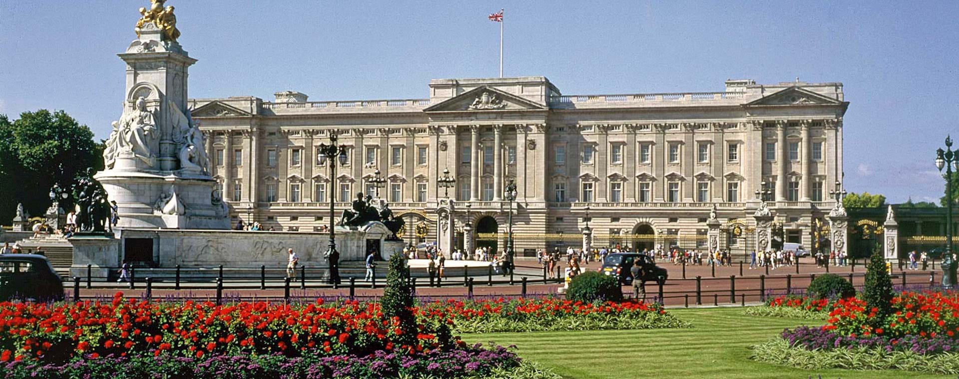 Buckingham Palace with Flowers