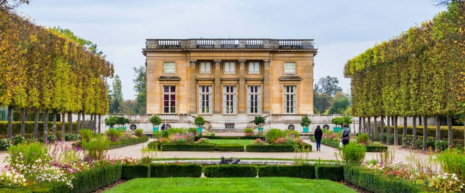 Marie Antoinette's Petit Trianon - City Wonders