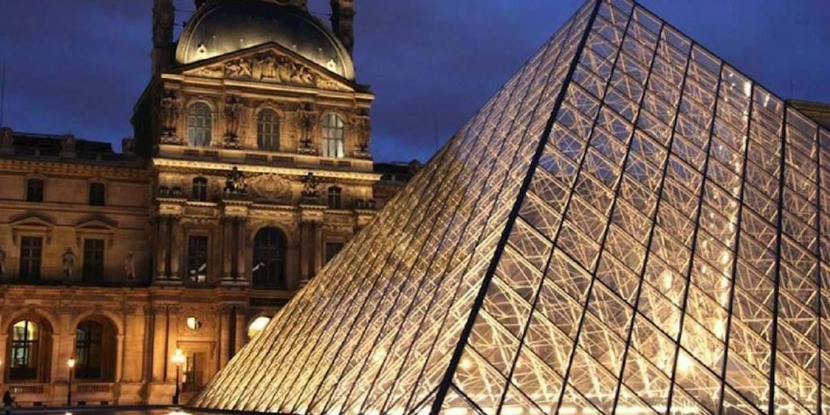 VIP Louvre Museum Night Tour City Wonders