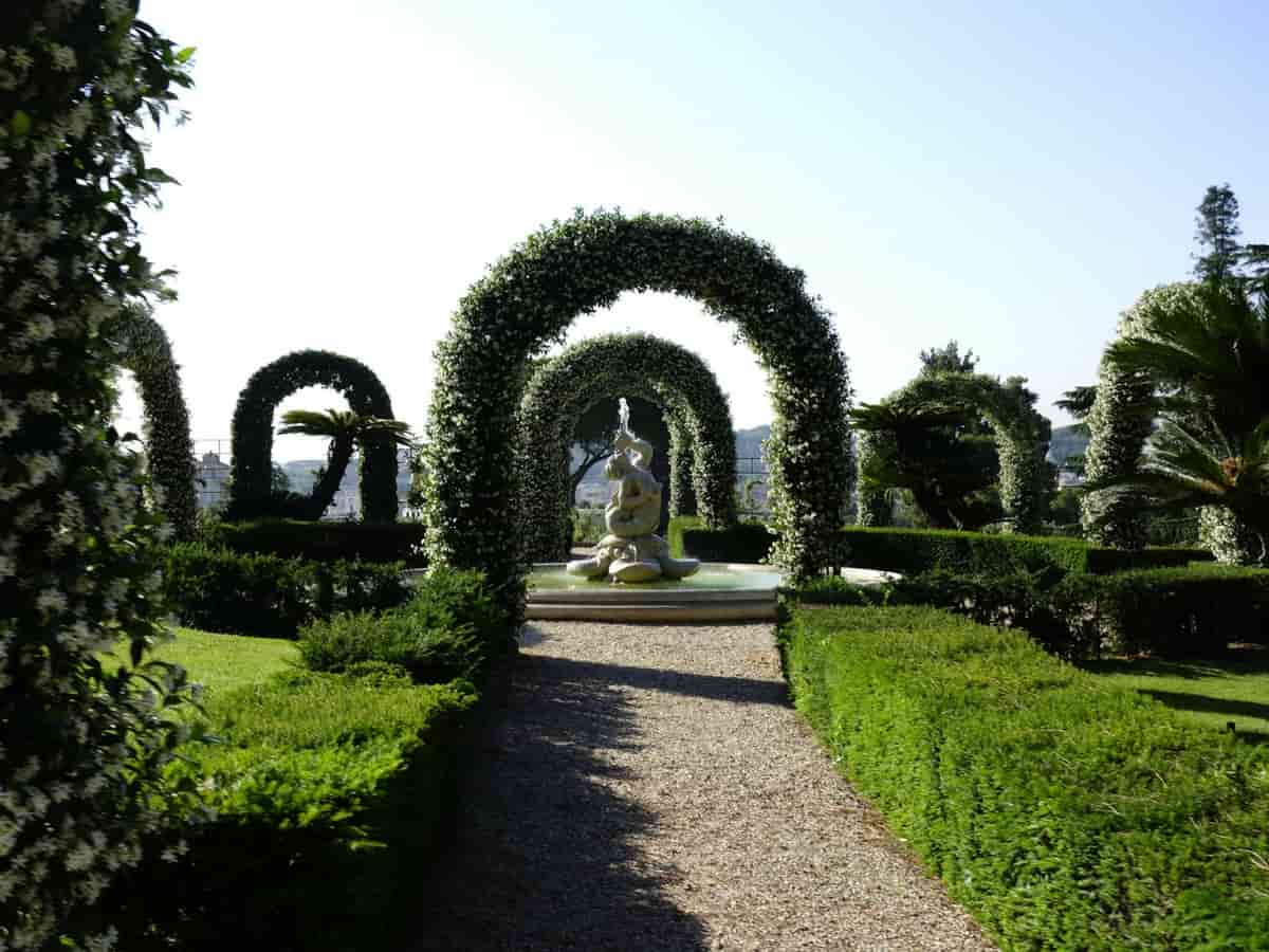 Statue in the Vatican Gardens