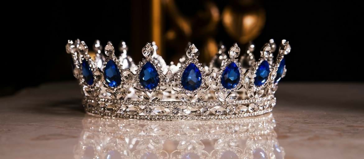 Netflix The Crown – The Real Life Edit - City Wonders