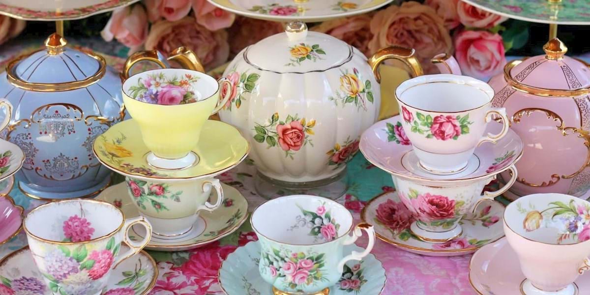 Quirky, Quaint or Royal Afternoon Tea in London City Wonders