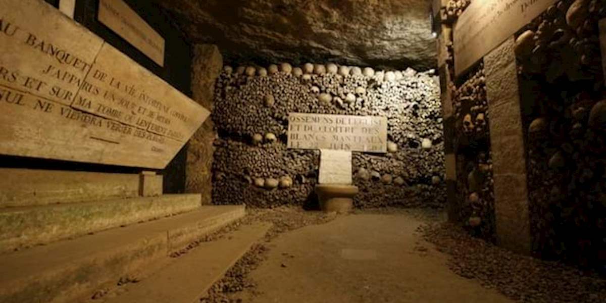 paris catacomb tours in english