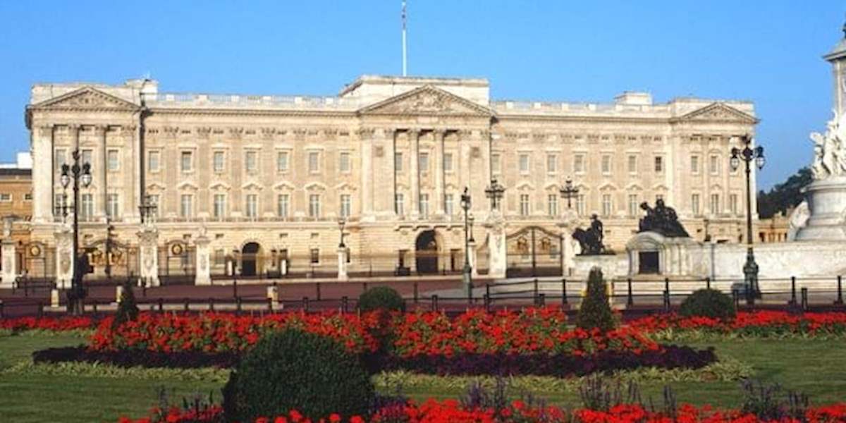 buckingham palace exclusive guided tour