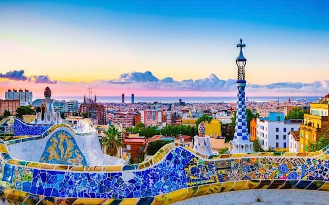 5 Incredible Facts About Park Guell City Wonders