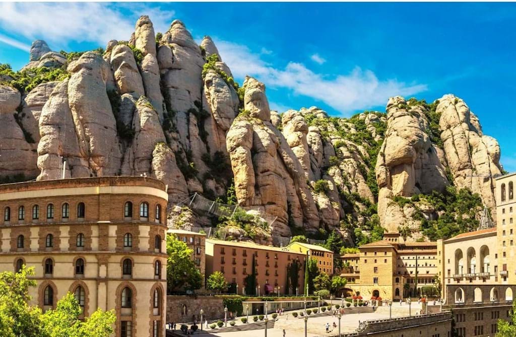6 Amazing Things to Do and See in Montserrat, Spain - City Wonders