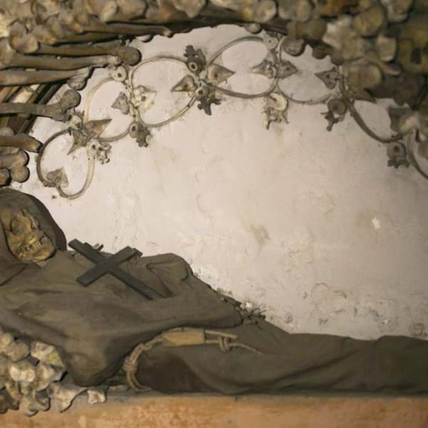 Rome Catacombs & Capuchin Crypts Guided Tour - City Wonders