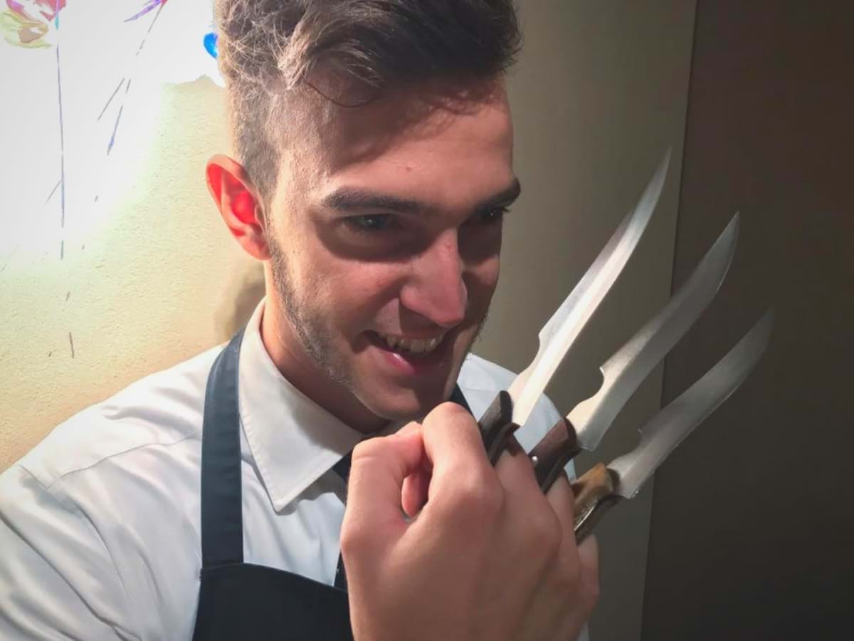 quadri chef with knives