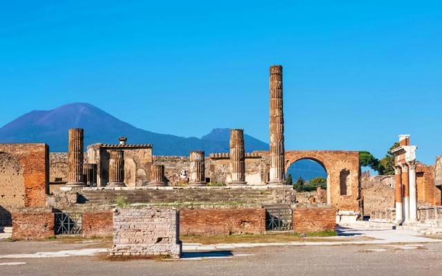 Up to 20 % off. Pompeii & Mount Vesuvius Full Day Tour from Rome City Wonders