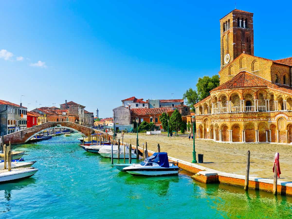 Murano And Burano Tour - Round-trip Transportation By Private Boat ...