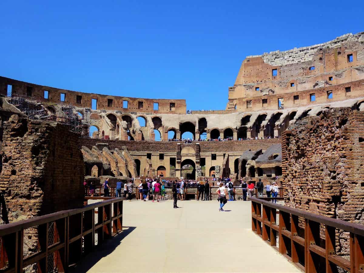 semi-private-colosseum-tour-with-special-access-to-the-arena-floor