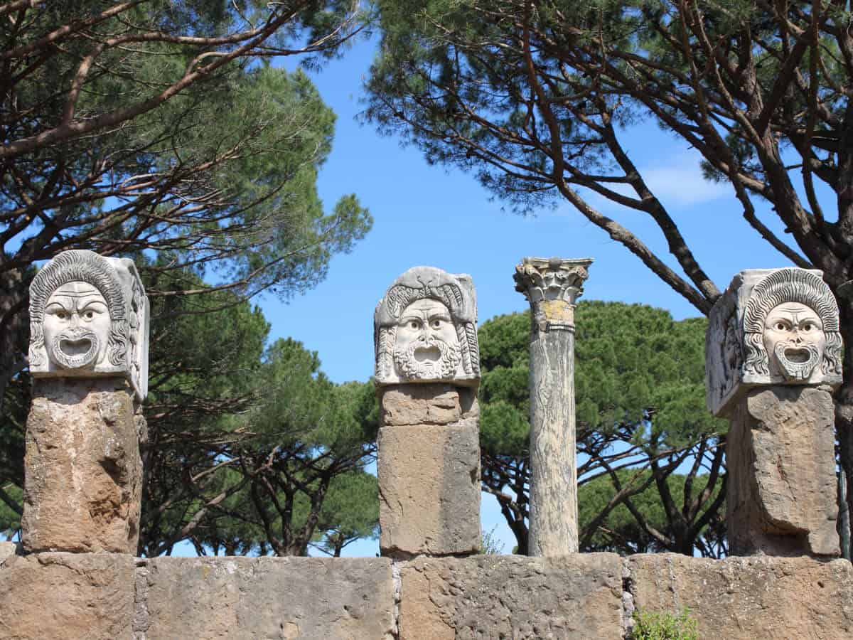 ostia antica statues