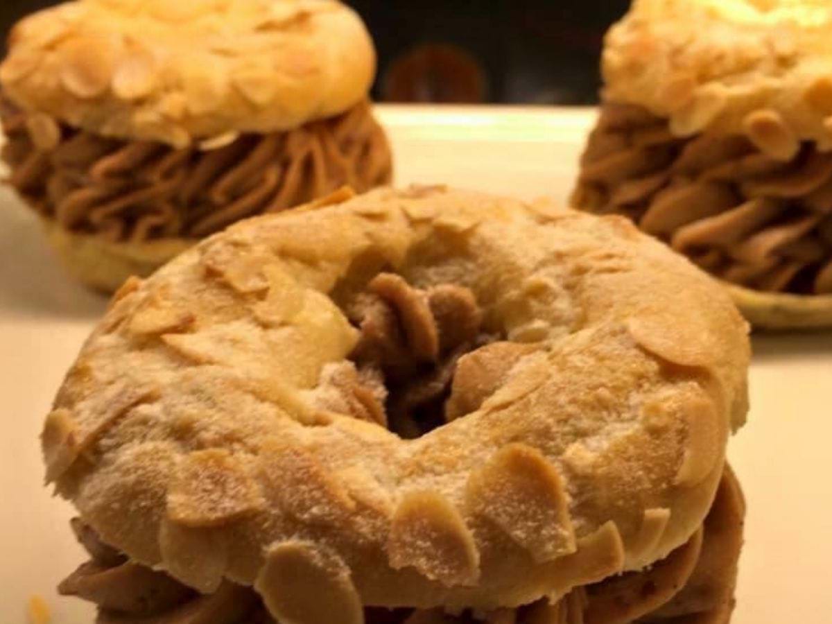 bread and roses pastries
