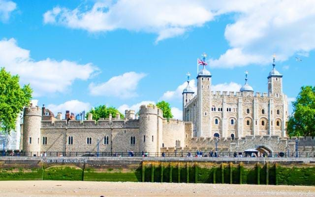 Tower Of London Tours - Discover The Crown Jewels And Changing Of The ...