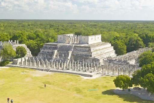  panoramic view of the Temple of the Warriors