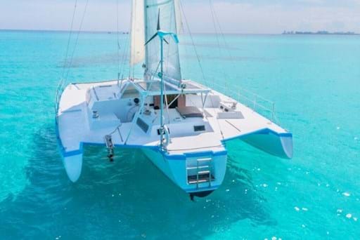 Catamaran ride to islas Mujeres